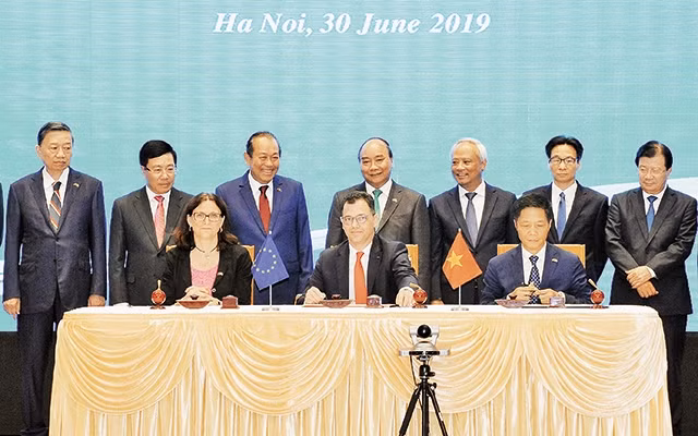  Lễ ký chính thức Hiệp định thương mại tự do giữa EU với Việt Nam. Ảnh | Trần Hải