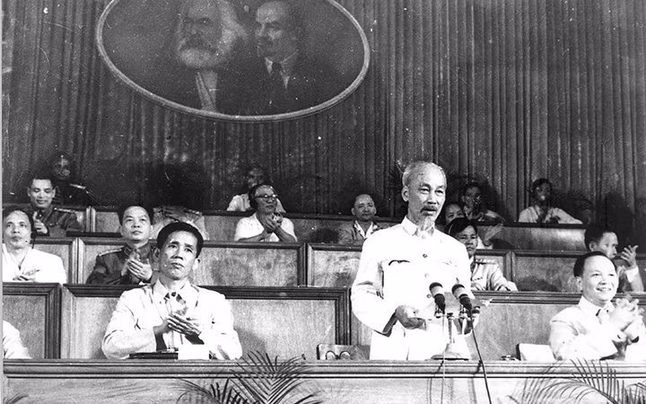 Đại hội đại biểu toàn quốc lần thứ III của Đảng họp tại Thủ đô Hà Nội từ ngày 5 đến 10-9-1960.