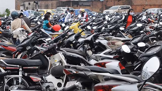 Cần chấn chỉnh nạn “chặt chém” giá cả ngày Tết