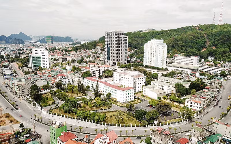 Khu hành chính tỉnh Quảng Ninh.