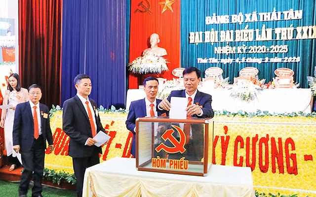 Đảng bộ xã Thái Tân, Nam Sách (Hải Dương) tổ chức Đại hội đại biểu Đảng bộ xã lần thứ 29, nhiệm kỳ 2020-2025. Ảnh | Mạnh Minh