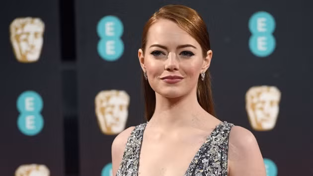Emma Stone giành giải Nữ diễn viên chính xuất sắc nhất với bộ phim "La La Land".