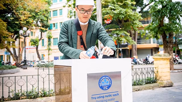 Uống nước sạch miễn phí
