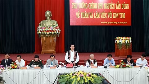 Thủ tướng Nguyễn Tấn Dũng phát biểu ý kiến tại buổi làm việc. Ảnh: LÂM KHÁNH (TTXVN)