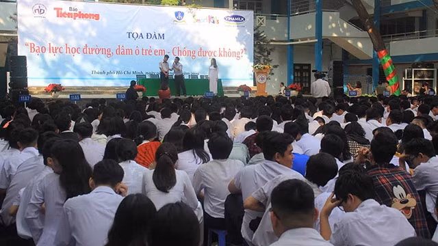 Rất cần những tọa đàm cụ thể trang bị cho học sinh thêm kiến thức để tránh xa bạo lực học đường.