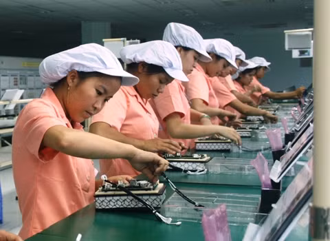 Doanh nghiệp tạo không gian sáng tạo và thường xuyên đối thoại với người lao động là một cách thức  giúp giảm tình trạng đình công và ngừng việc tập thể.