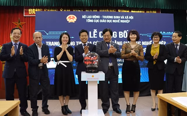 Ra mắt hai trang thông tin tra cứu văn bằng giáo dục nghề nghiệp và kết nối doanh nghiệp