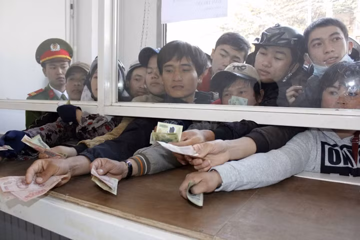 "Sốt vé" - một hiện tượng hy hữu đối với bóng đá cấp CLB Việt Nam. Ảnh: Tuấn Hữu 