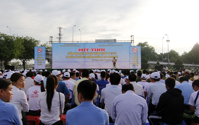Quang cảnh buổi mít-tinh.
