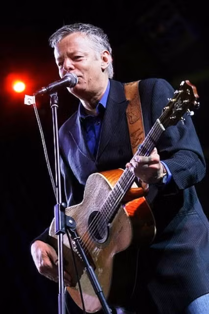 Nghệ sĩ guitar Tommy Emmanuel.