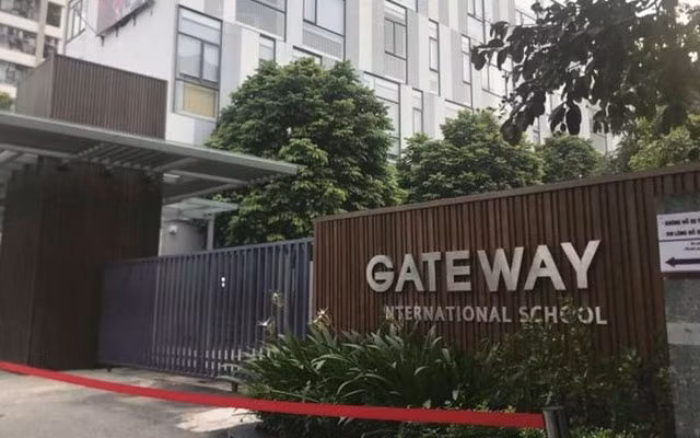 Khởi tố lái xe trong vụ học sinh Trường tiểu học Gateway tử vong