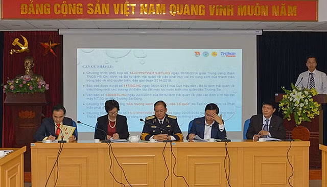 Trường Sa chính thức có nước ngọt lọc từ nước biển