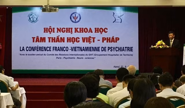 Chia sẻ kinh nghiệm trong chẩn đoán, chăm sóc và điều trị bệnh tâm thần