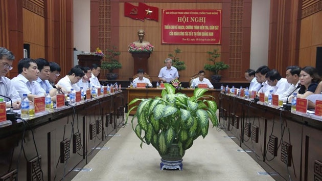 Quang cảnh buổi làm việc.