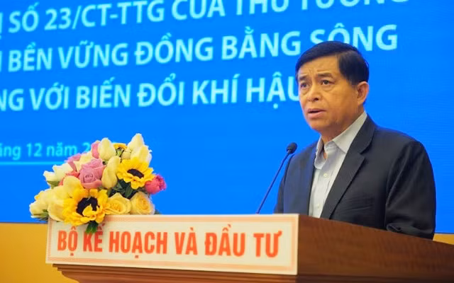 Bộ trưởng KHĐT Nguyễn Chí Dũng phát biểu tại hội nghị chiều 18-12.