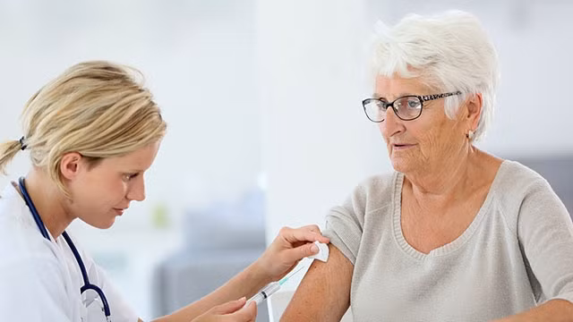 Xét nghiệm máu giúp phát hiện sớm Alzheimer. Ảnh: MEDICAL XPRESS