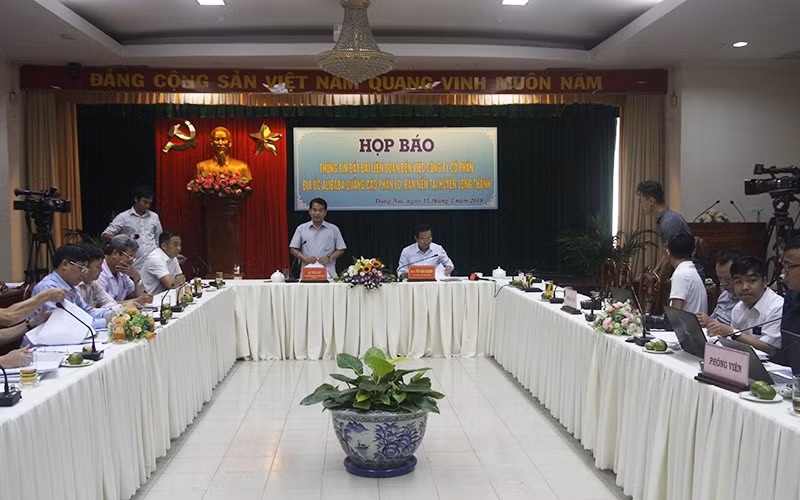 Quang cảnh buổi họp báo.