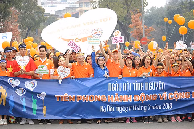 Không khí sôi nổi, trẻ trung của Ngày hội trước khi chính thức bắt đầu.