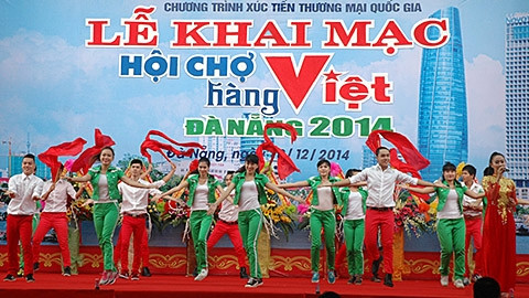 Lễ khai mạc Hội chợ.