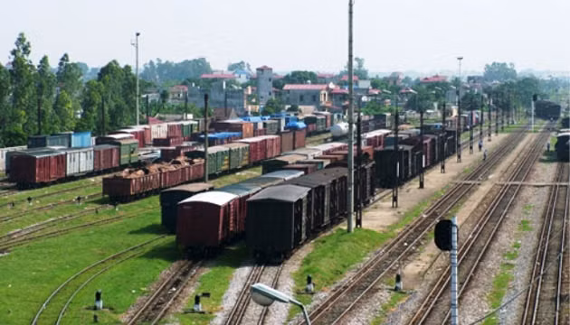Xây dựng Trung tâm Logistics đường sắt Ga Yên Viên.