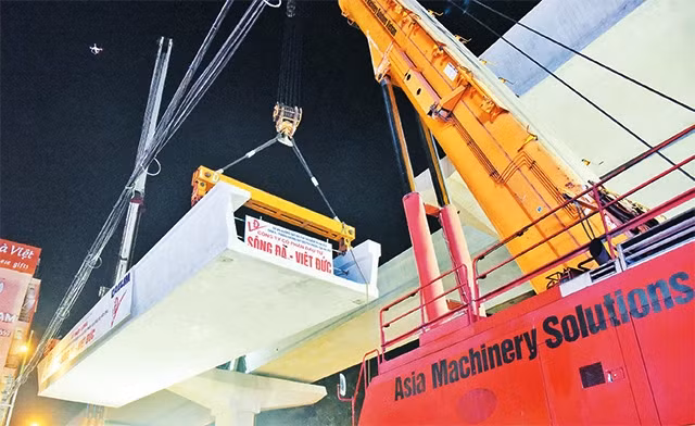 Hợp long toàn tuyến trên cao dự án đường sắt đô thị Nhổn - Ga Hà Nội