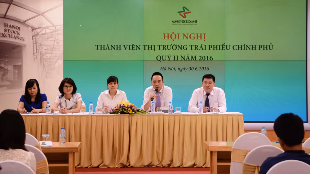 TPCP: Phát triển tích cực trên cả thị trường sơ cấp và thứ cấp