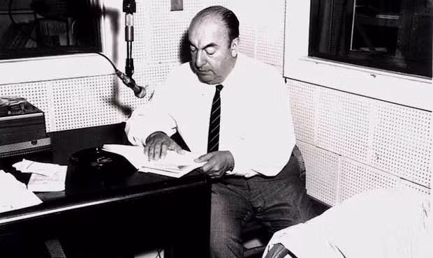 Phát hiện bản thảo chưa từng công bố của nhà thơ Pablo Neruda