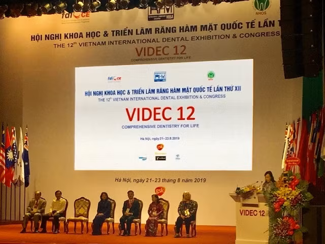 Bộ trưởng Y tế Nguyễn Thị Kim Tiến phát biểu tại Lễ Khai mạc.