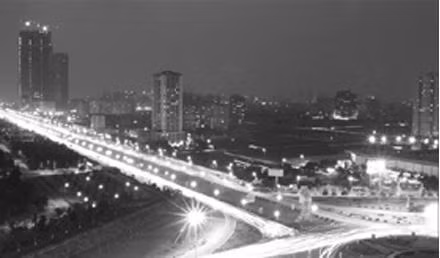 Thủ đô Hà Nội đang được quy hoạch để trở thành thành phố văn minh, hiện đại.
