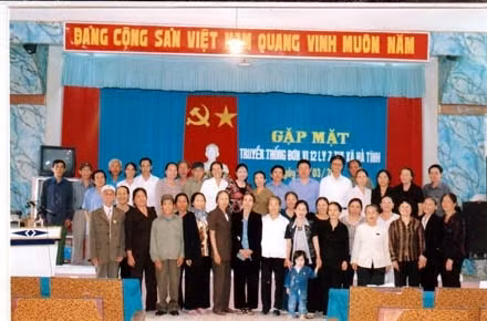Buổi gặp mặt trong ngày truyền thống của Trung đội súng máy phòng không 12 ly 7 của thị xã Hà Tĩnh. 