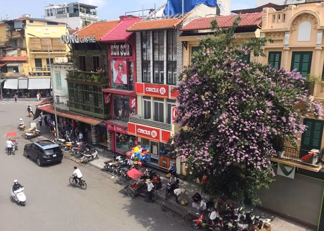 Phố Cầu Gỗ.