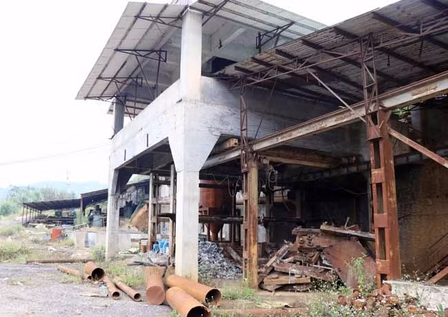 Nhà máy tuyển luyện chì, kẽm ở xã Thượng Quan, huyện Ngân Sơn của Công ty cổ phần Khoáng sản Na Rì Hamico bị bỏ hoang.