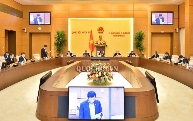 Quang cảnh phiên họp 44 Ủy ban Thường vụ Quốc hội.