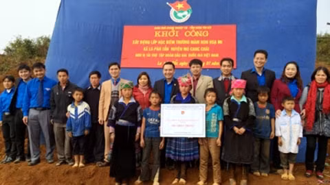 Ðoàn Khối Doanh nghiệp T.Ư khởi công lớp học điểm tại Trường mầm non xã La Pán Tẩn, huyện Mù Cang Chải (Yên Bái).