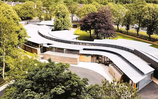 Trường Hazelwood dành cho trẻ em khuyết tật.