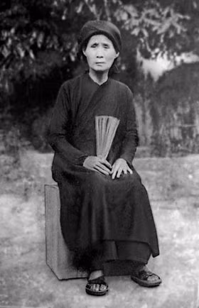 Người mẹ anh h&ugrave;ng