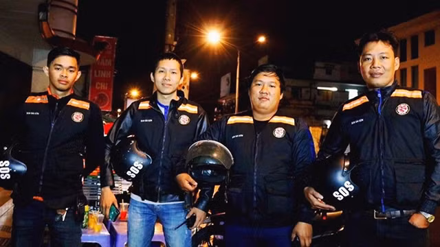 Các thành viên trước giờ xuất phát.