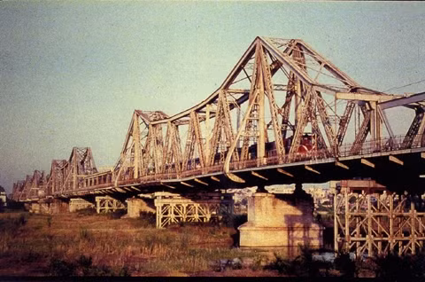 Cảnh phim Những người cùng thế hệ.