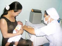 Tìm nguyên nhân gây tai biến khi tiêm vaccine phòng viêm gan B