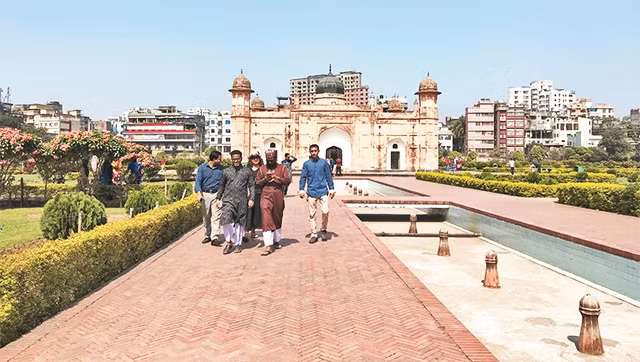 Pháo đài cổ Lalbagh.