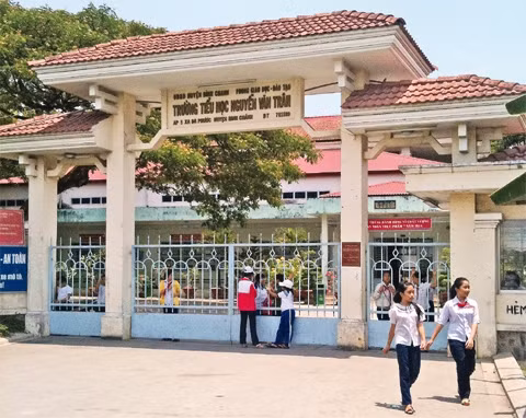 Trường mới đạt chuẩn quốc gia ở xã Ða Phước, huyện Bình Chánh.