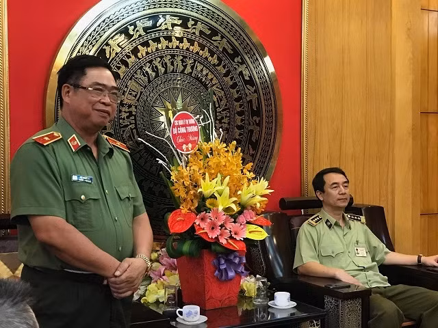 Thiếu tướng Đỗ Hữu Ca, Giám đốc Công an TP Hải Phòng cung cấp thông tin cho báo chí.