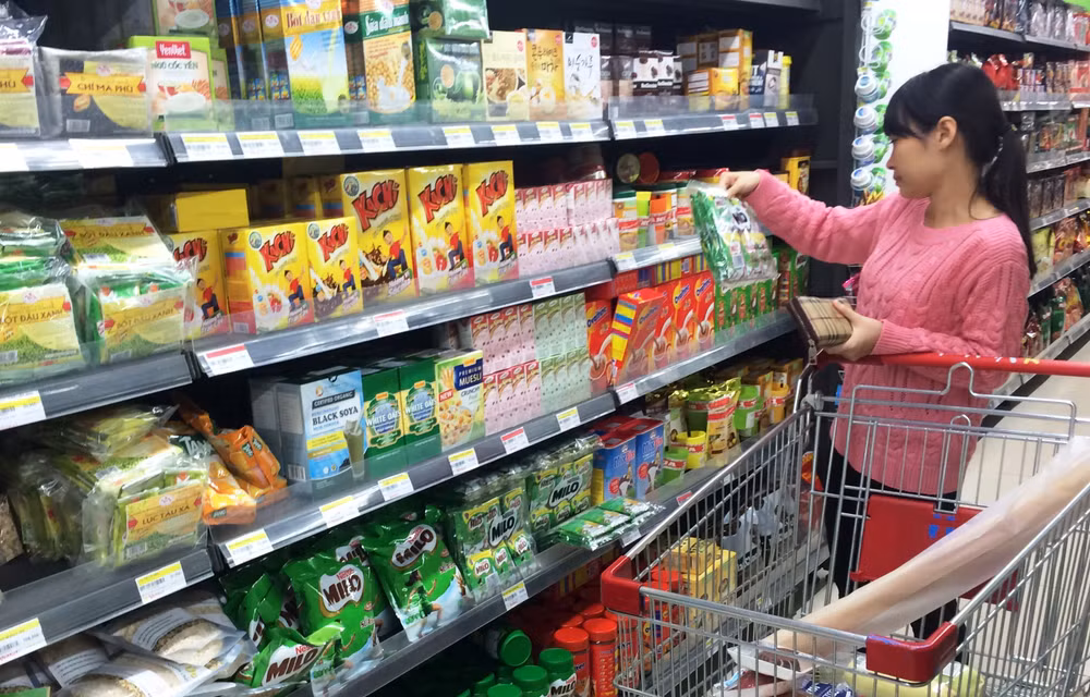 Người tiêu dùng ngày càng tin tưởng và ưa chuộng bánh kẹo được sản xuất trong nước.