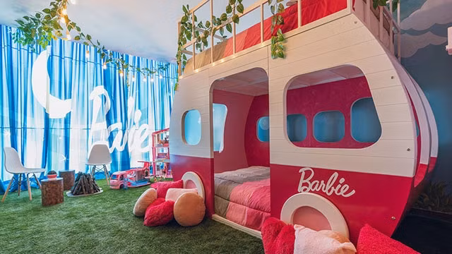 Khách sạn cho người mê búp bê Barbie