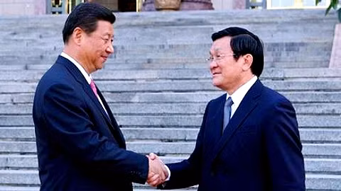 Tổng Bí thư, Chủ tịch Trung Quốc Tập Cận Bình đón Chủ tịch nước Trương Tấn Sang tại Ðại Lễ đường Nhân dân.