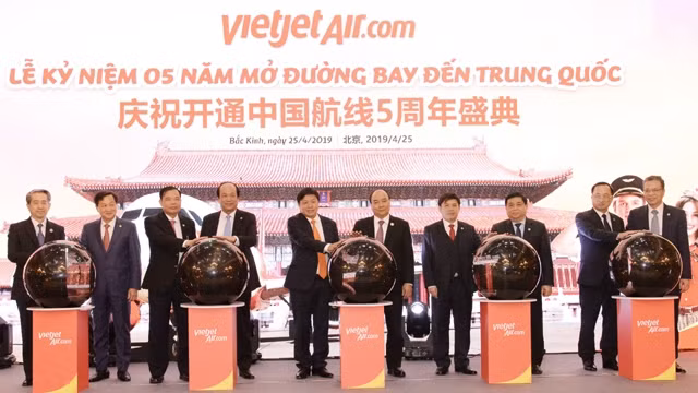 Vietjet kỷ niệm năm năm mở đường bay đến Trung Quốc