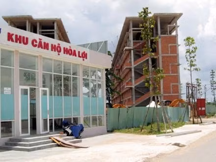 Khu nhà ở xã hội do Becamex xây dựng tại Hòa Lợi (Bình Dương) đang khẩn trương hoàn thiện.