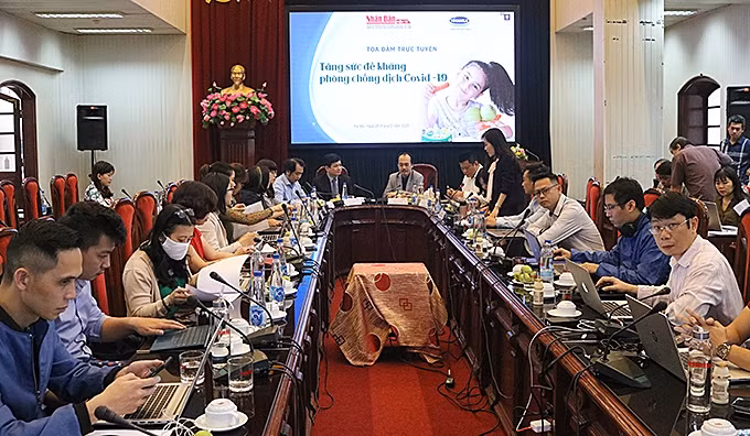 Tọa đàm “Tăng sức đề kháng phòng, chống dịch Covid-19”
