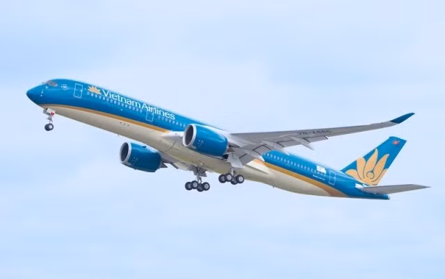 Đưa máy bay Airbus A350-900 đón đội tuyển Việt Nam