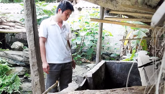 Sau khi bị phá hợp đồng, anh Dương Văn Lường lâm vào cảnh nợ nần. 